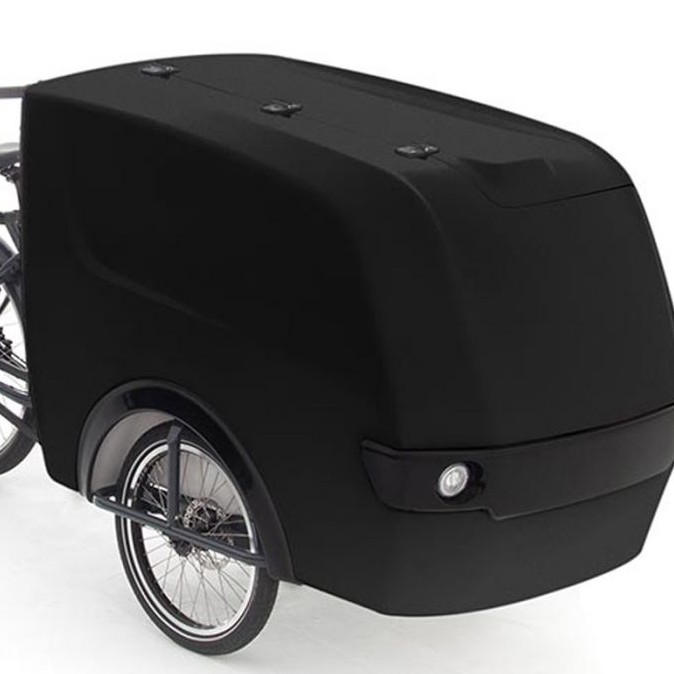 Verbundstoff-Box Schwarz Trike XL RTM 850 Liter montiert